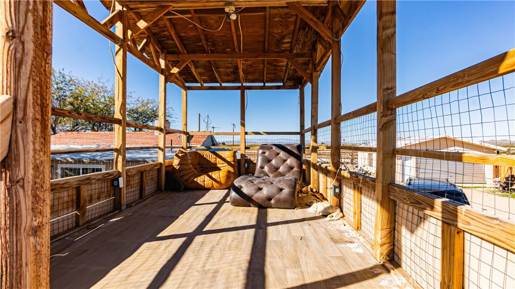 3606 Mojave Road Twentynine Palms, CA 92277 - Photo 42 of 47 a view of an outdoor space with seating area