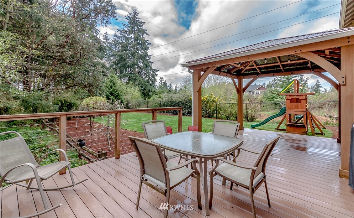 1801 Queen Place Northeast Renton, WA 98056 - Photo 24 of 25