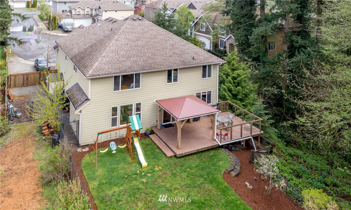 1801 Queen Place Northeast Renton, WA 98056 - Photo 25 of 25