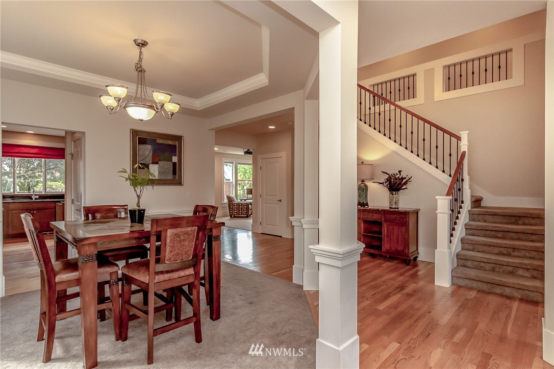 1801 Queen Place Northeast Renton, WA 98056 - Photo 5 of 25