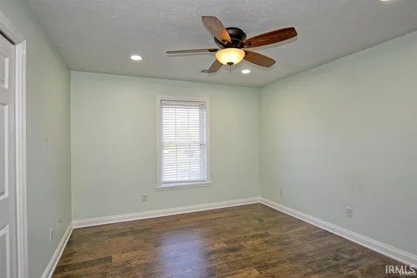 $2,995 | 4422 Wynbrooke Drive, Newburgh, IN 47630