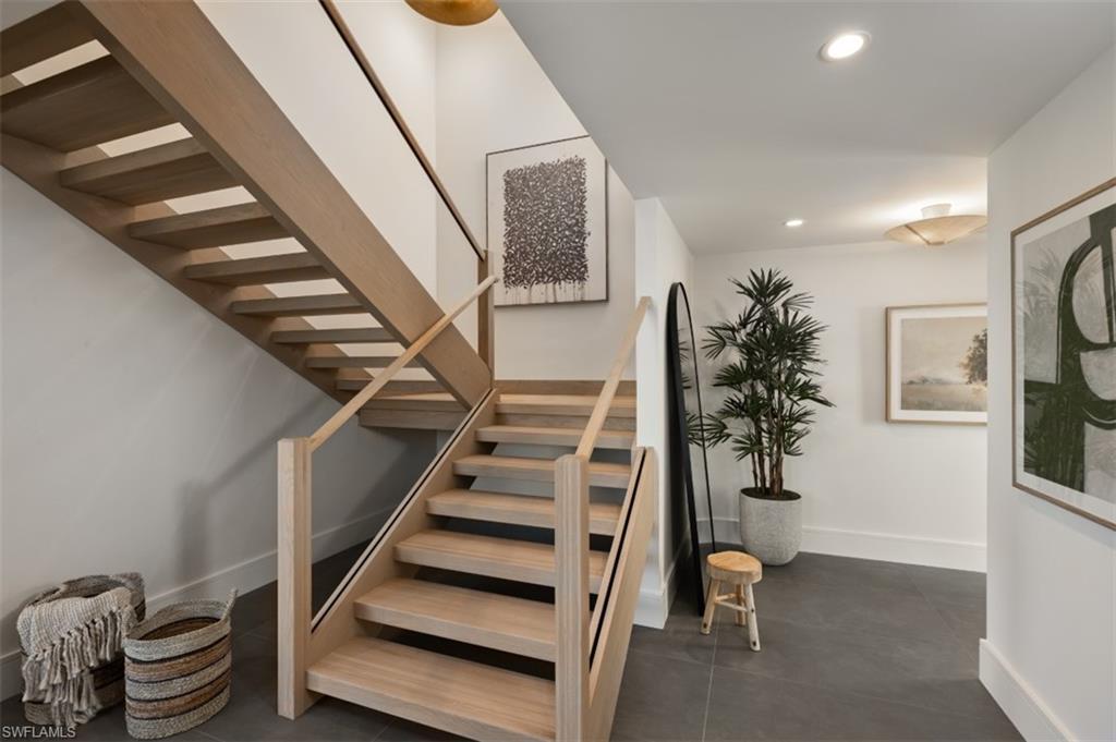 22 Las Brisas Way, Unit 23 Naples, FL 34108 - Photo 11 of 18