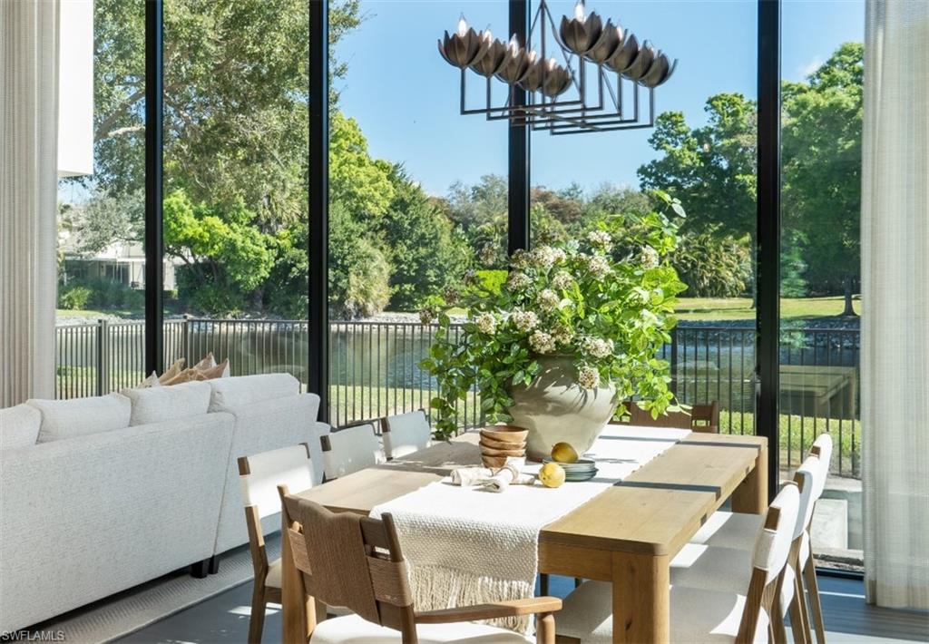 22 Las Brisas Way, Unit 23 Naples, FL 34108 - Photo 4 of 18