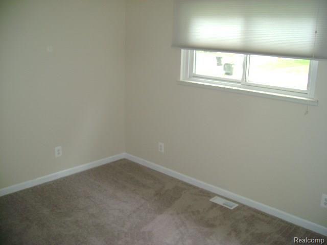 3525 Samuel Avenue Rochester Hills, MI 48309 - Photo 15 of 18