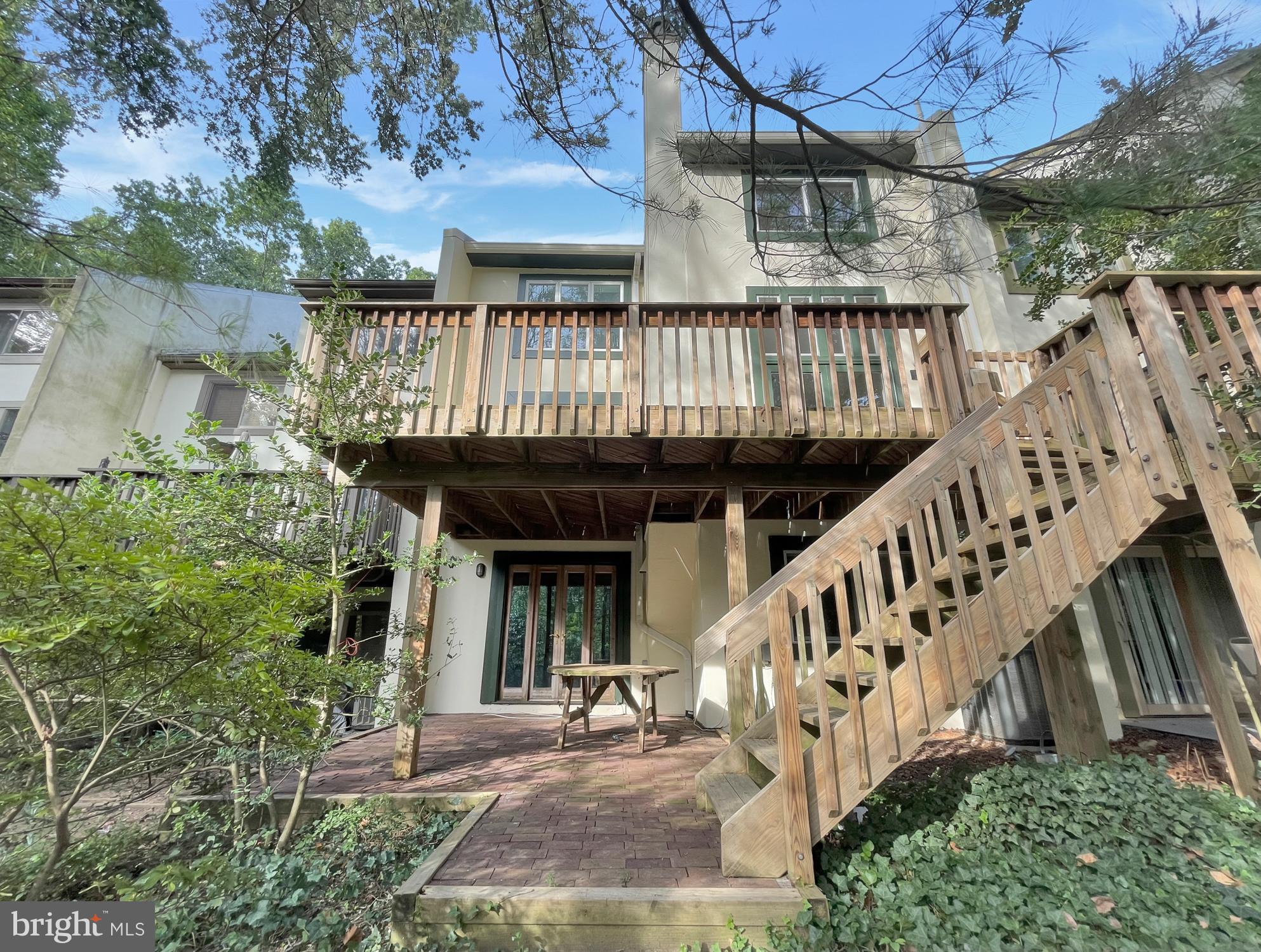 1545 Inlet Court Reston, VA 20190 - Photo 39 of 50