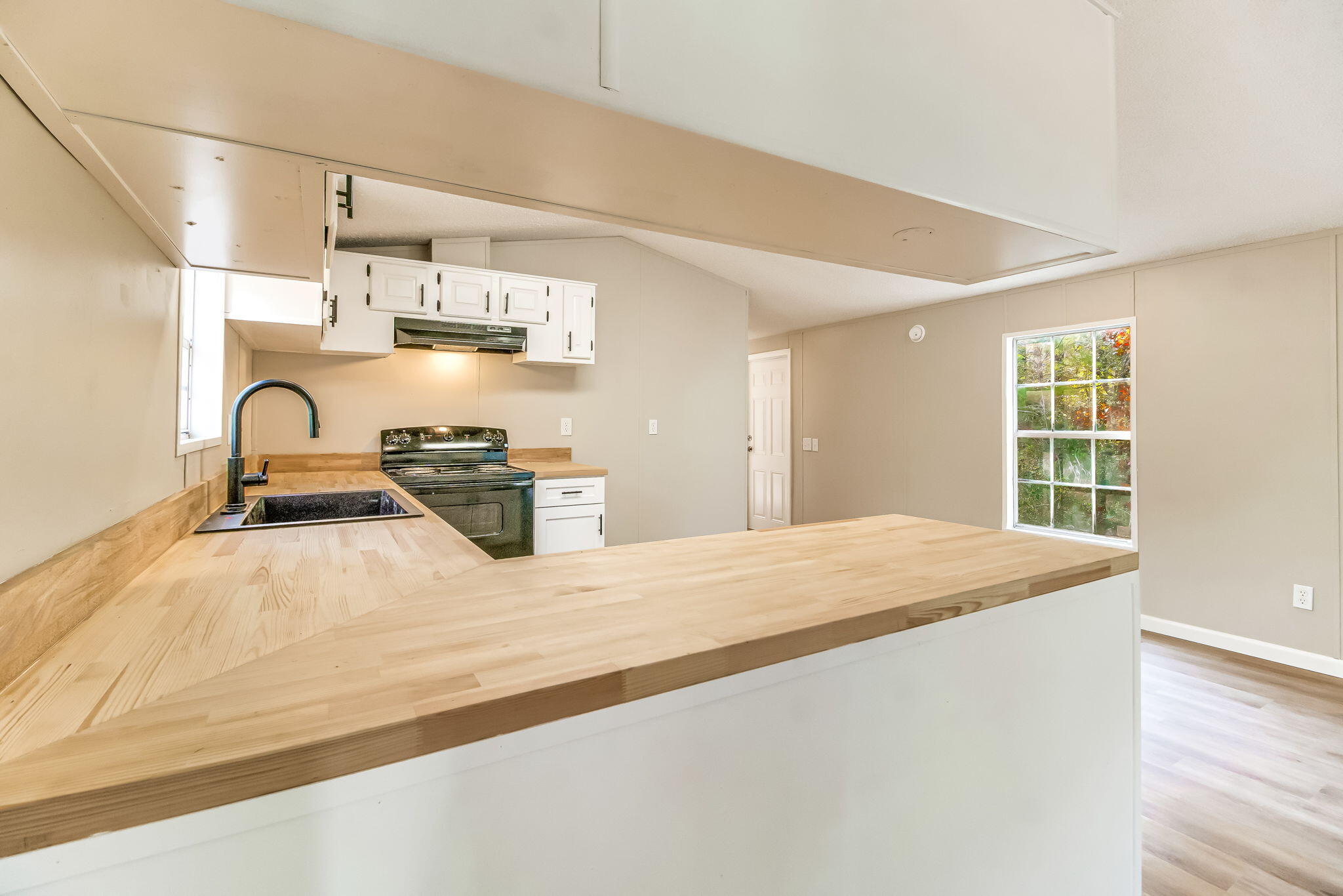 169 White Road DeFuniak Springs, FL 32433 - Photo 8 of 19 20-169 White Road-13