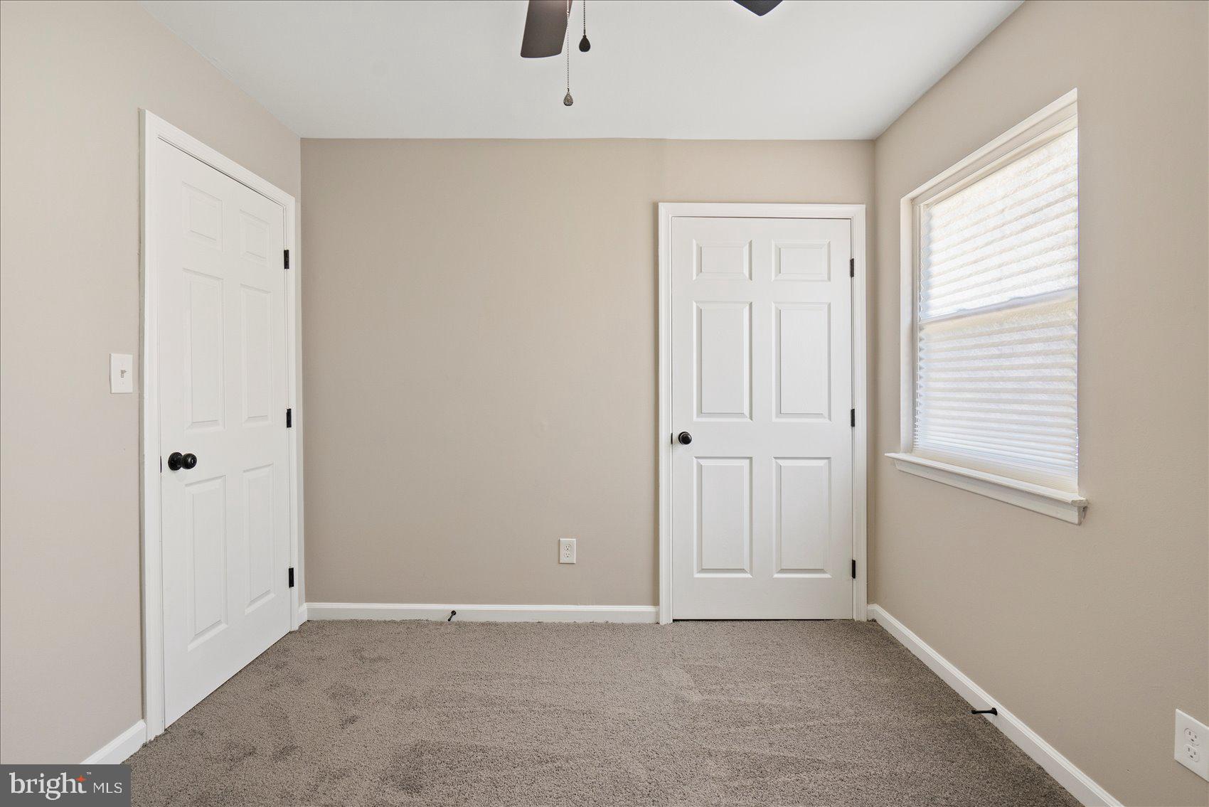 3466 Albantowne Way Edgewood, MD 21040 - Photo 30 of 36 an empty room with windows