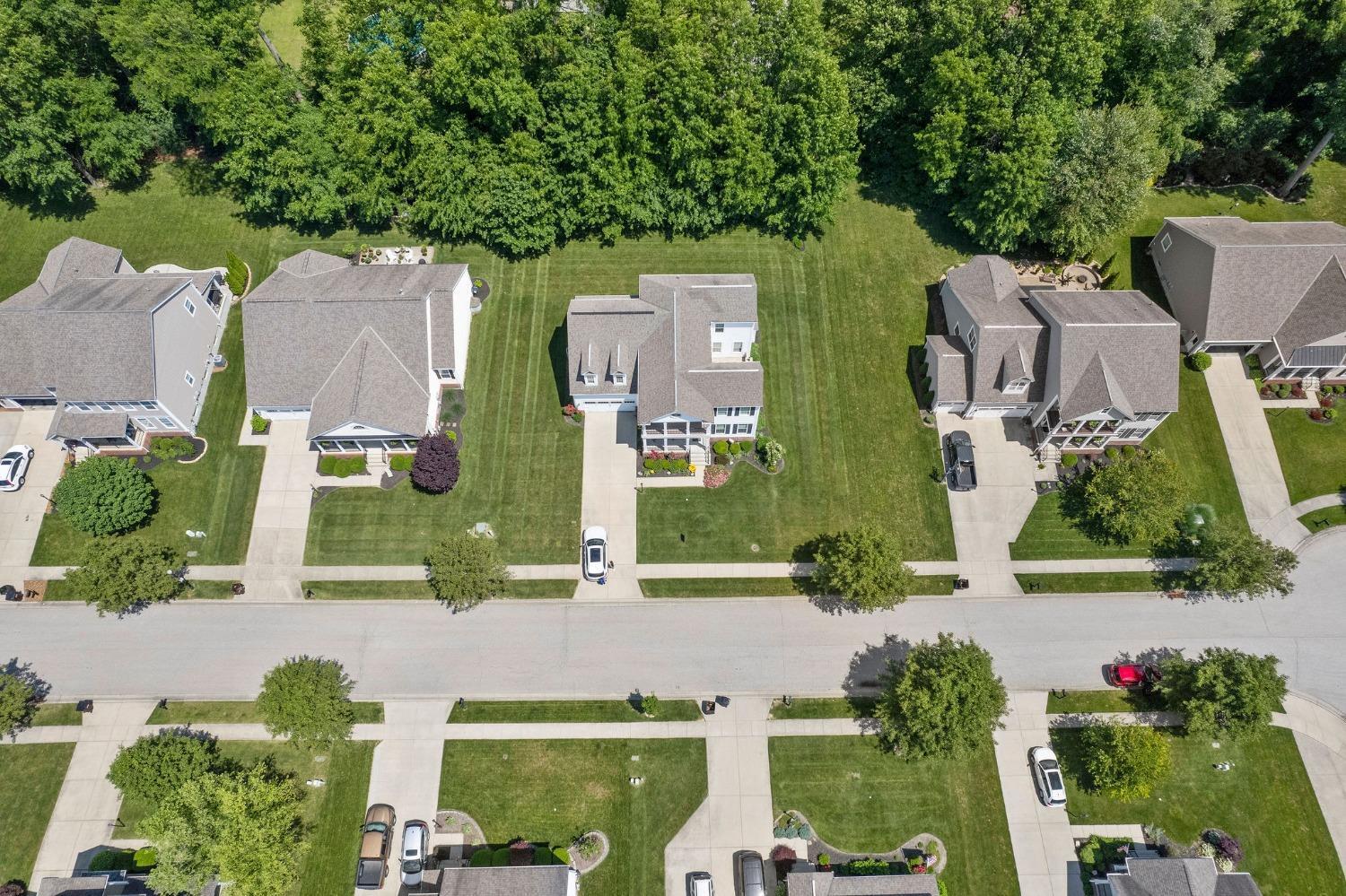 692 Hyacinth Road Cincinnati, OH 45245 - Photo 36 of 41