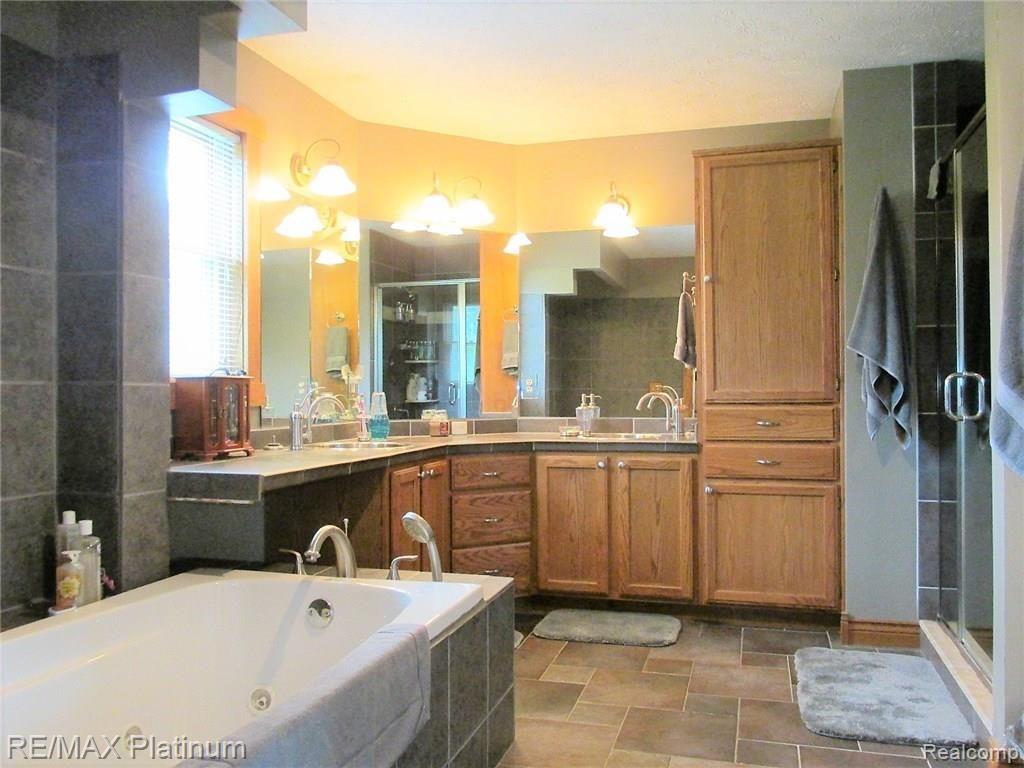3215 Rafferty Drive Howell, MI 48843 - Photo 21 of 53 IMG_2513.JPG