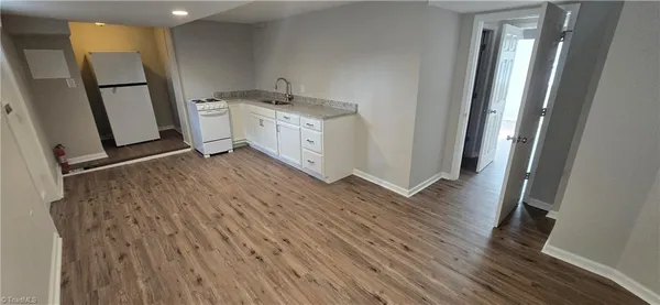 $1,000 | 405 South Sunset Drive, Unit C, Winston-Salem, NC 27103