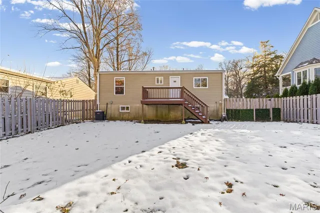 $205,000 | 835 North Forest Avenue, Webster Groves, MO 63119