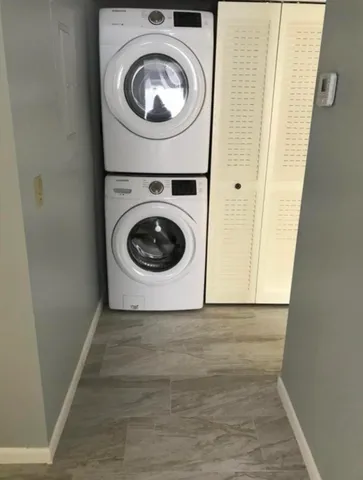 $1,900 | 1813 Fairview Villas Drive, Unit 2, West Palm Beach, FL 33406