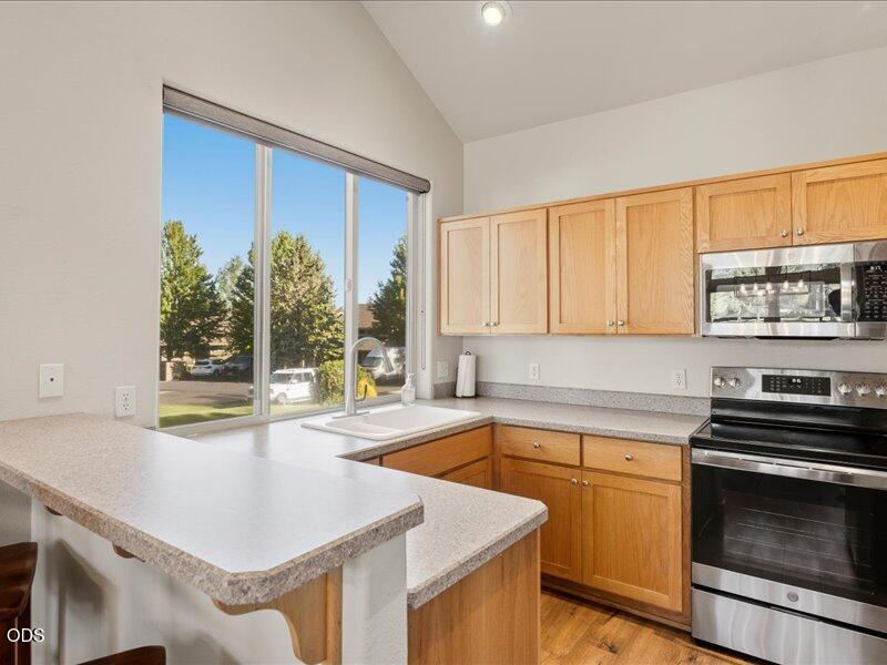 1395 Highland View Loop Redmond, OR 97756 - Photo 12 of 68