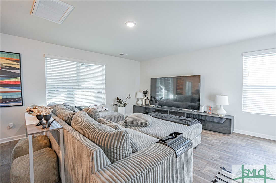 106 Aruba Road Guyton, GA 31312 - Photo 16 of 47 Living Room