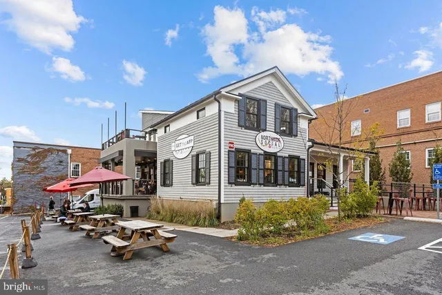 $5,000 | 2809 Bolling Road, Falls Church, VA 22042