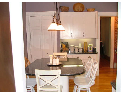 171 Cottage Park Road Winthrop, MA 02152 - Photo 11 of 24 Gallery Image 11