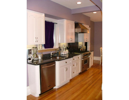 171 Cottage Park Road Winthrop, MA 02152 - Photo 6 of 24 Gallery Image 6