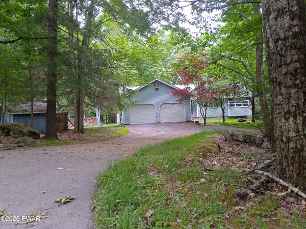 $499,996 | 466 Spruce Street, Hawley, PA 18428