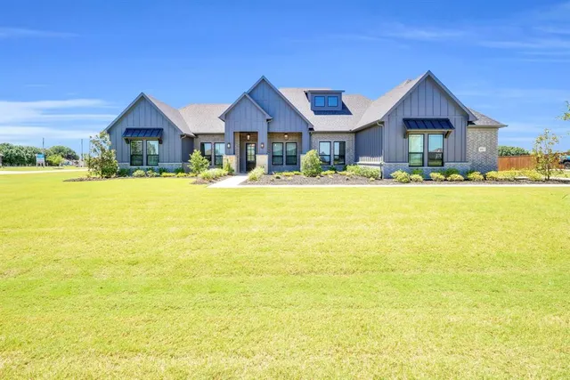 $699,490 | 111 Muscogee Drive, Waxahachie, TX 75165