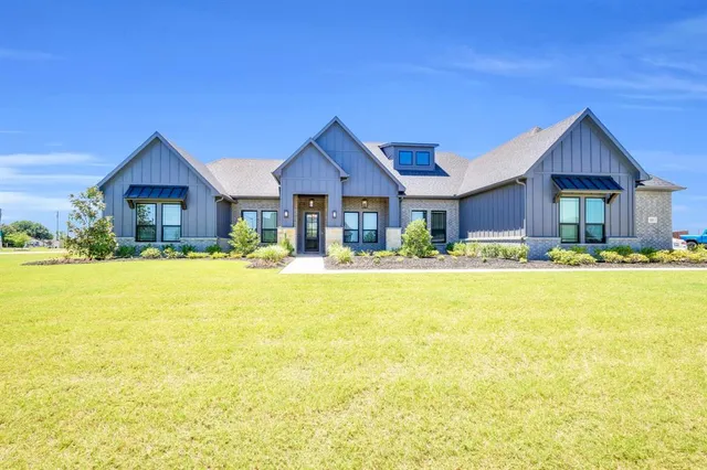 $699,490 | 111 Muscogee Drive, Waxahachie, TX 75165