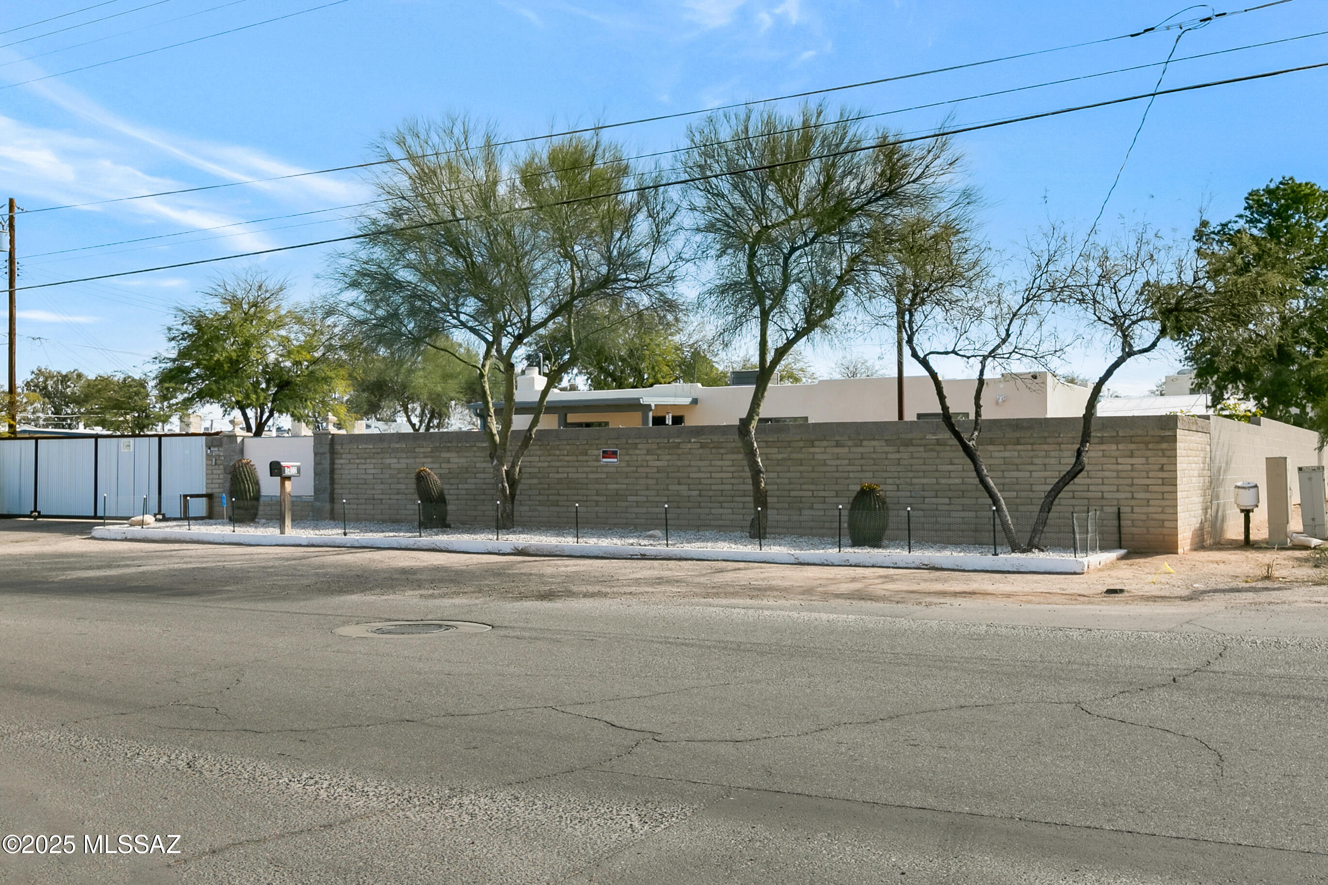3402 East Kleindale Road Tucson, AZ 85716 - Photo 11 of 32 Gallery Image 11