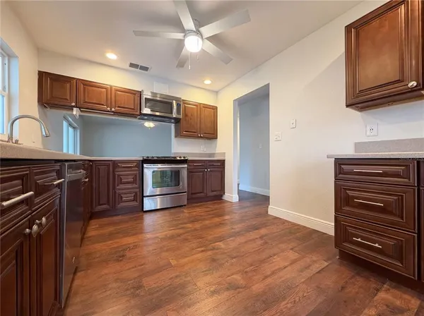 $410,000 | 3014 Rosebud Lane, Brandon, FL 33511