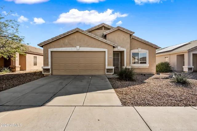$2,200 | 11579 West Oglesby Avenue, Youngtown, AZ 85363