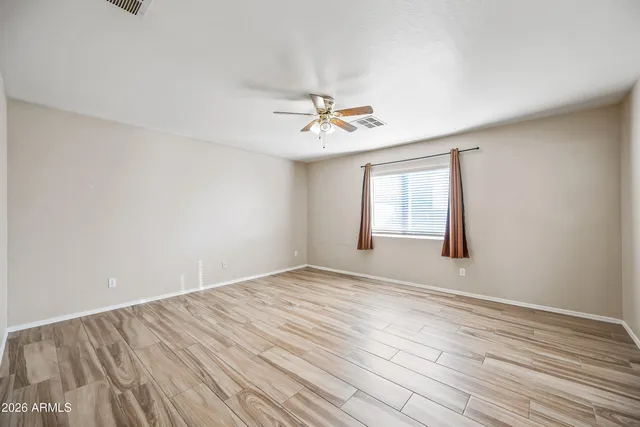 $2,200 | 11579 West Oglesby Avenue, Youngtown, AZ 85363