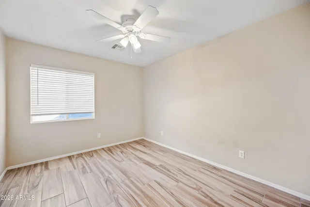 $2,200 | 11579 West Oglesby Avenue, Youngtown, AZ 85363