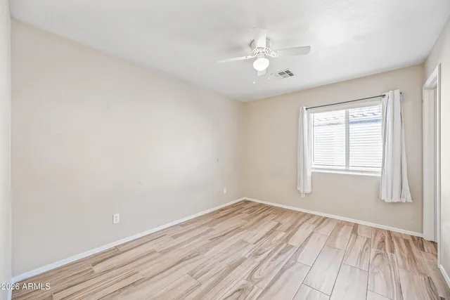 $2,200 | 11579 West Oglesby Avenue, Youngtown, AZ 85363