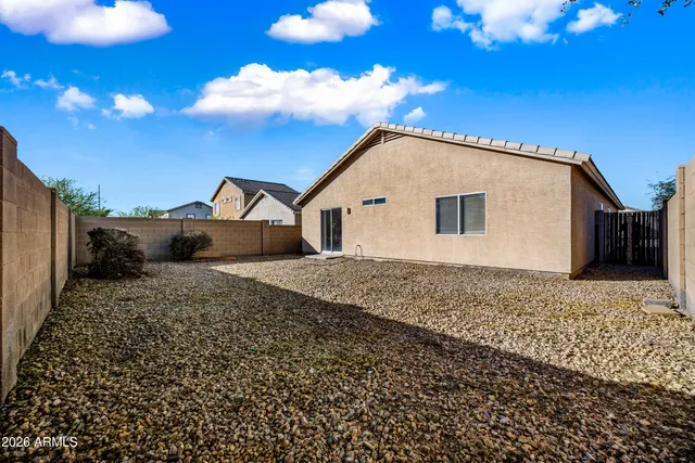$2,200 | 11579 West Oglesby Avenue, Youngtown, AZ 85363