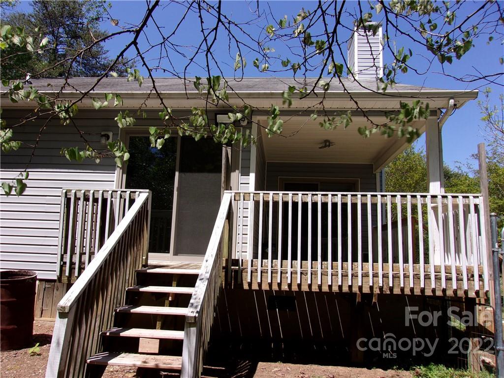 1059 South Castleview Road Salisbury, NC 28146 - Photo 25 of 34 a view of a balcony