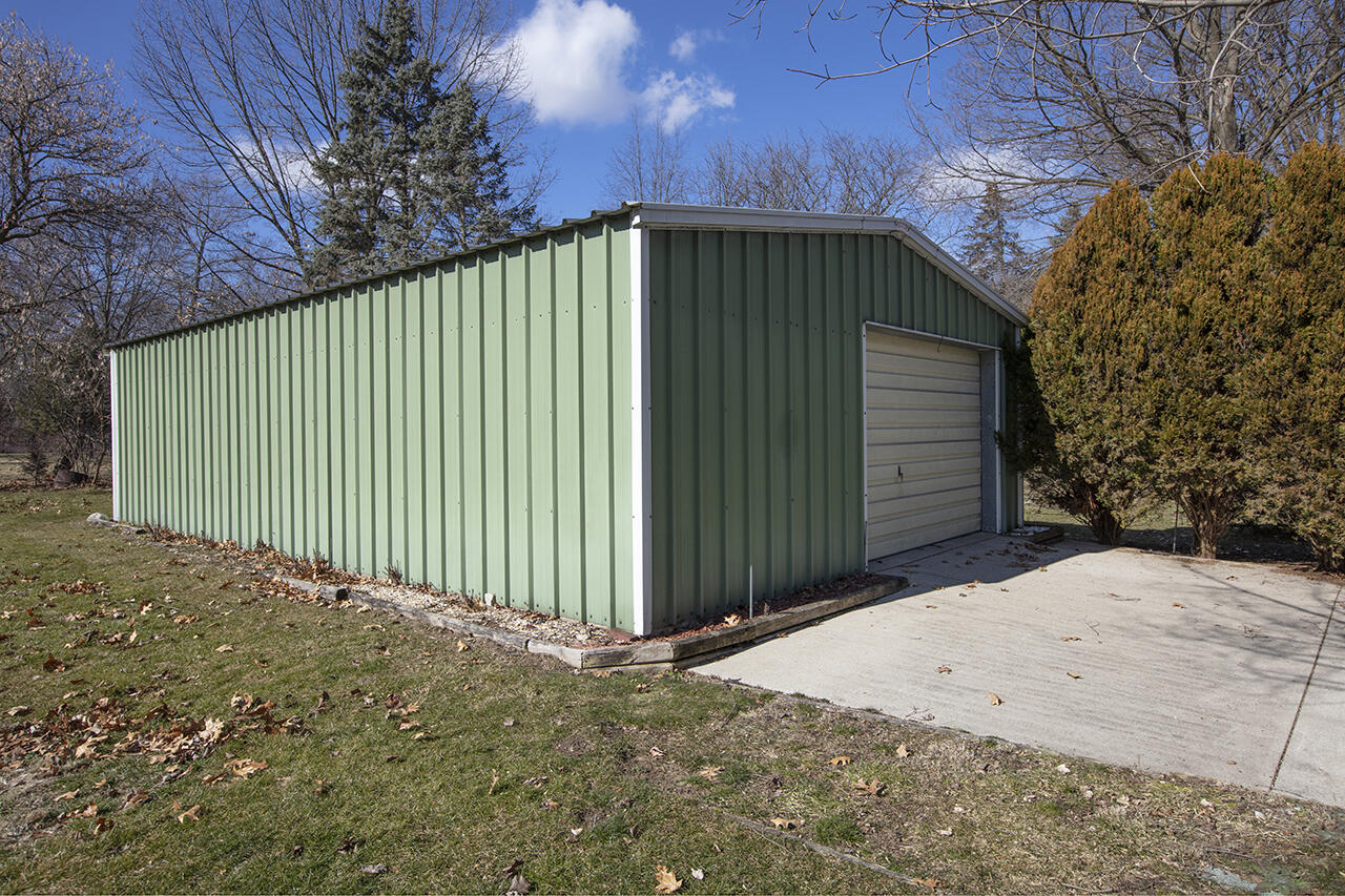 68918 Brady Road Edwardsburg, MI 49112 - Photo 20 of 21 0D6A0333