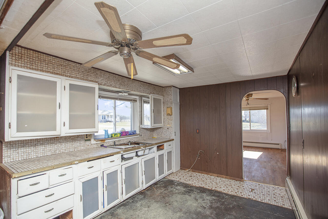 68918 Brady Road Edwardsburg, MI 49112 - Photo 7 of 21 0D6A0299