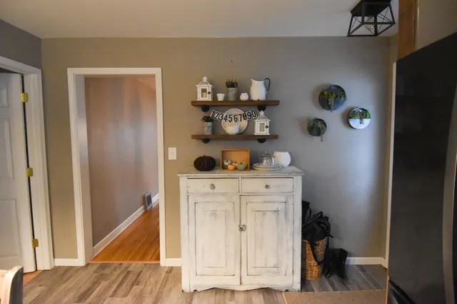 $166,000 | 1009 Knight Avenue North, Thief River Falls, MN 56701