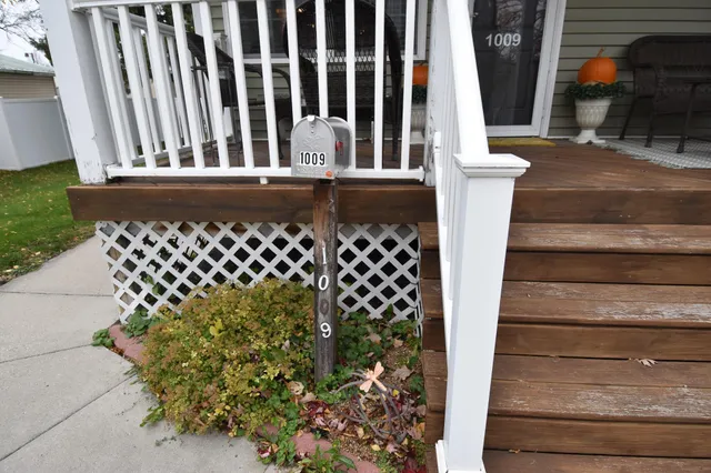 $166,000 | 1009 Knight Avenue North, Thief River Falls, MN 56701