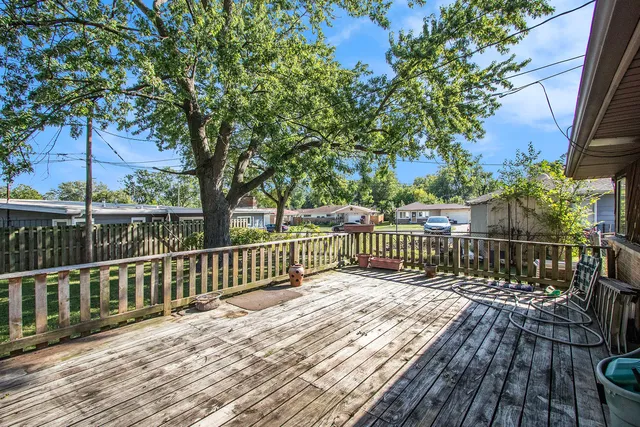 $139,999 | 505 Wildwood Drive, Park Forest, IL 60466