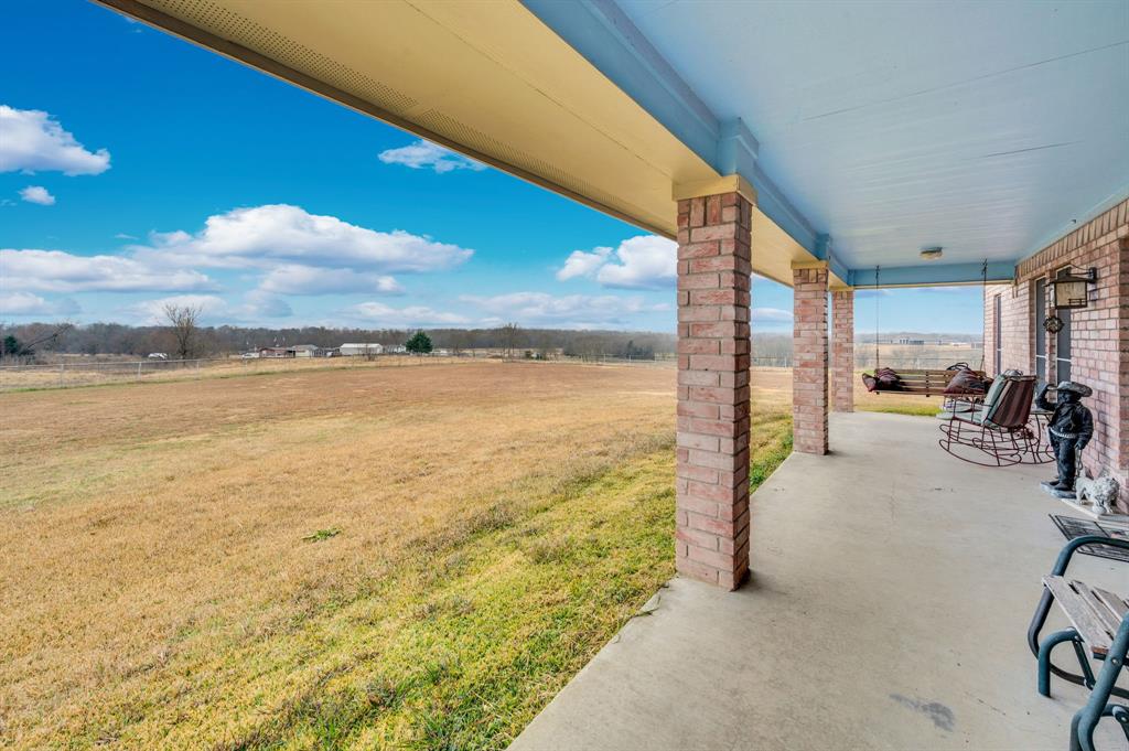 839 Walker Creek Road Ennis, TX 75119 - Photo 34 of 40