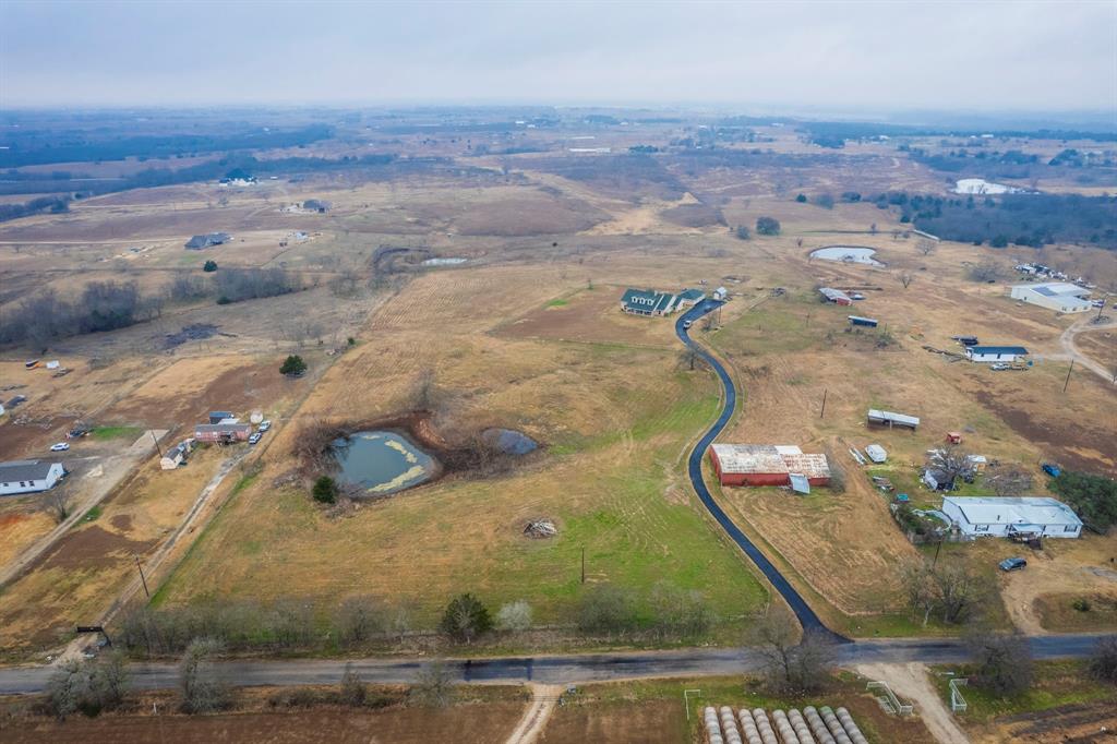 839 Walker Creek Road Ennis, TX 75119 - Photo 38 of 40