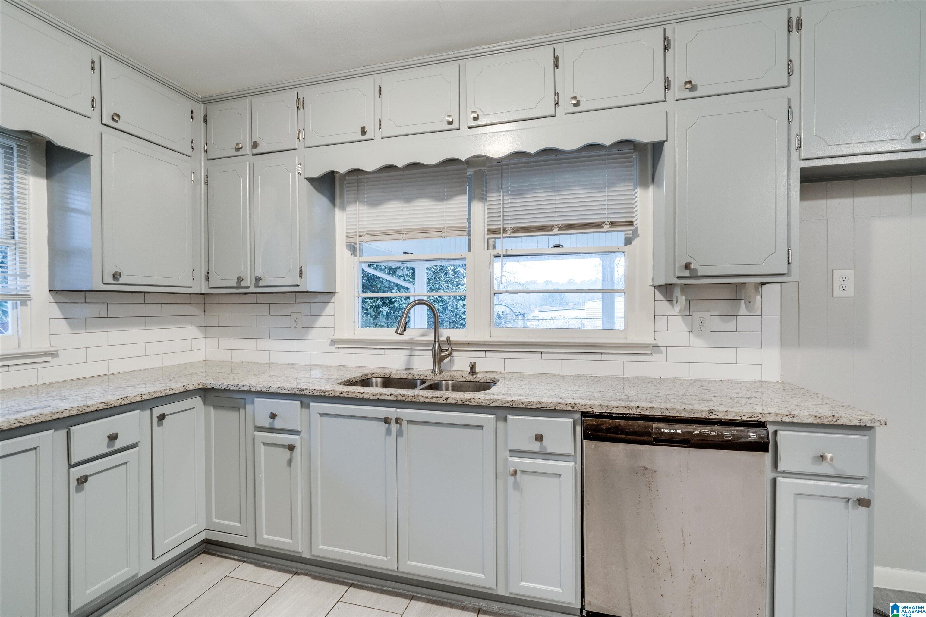 225 Walker Road Birmingham, AL 35214 - Photo 13 of 28