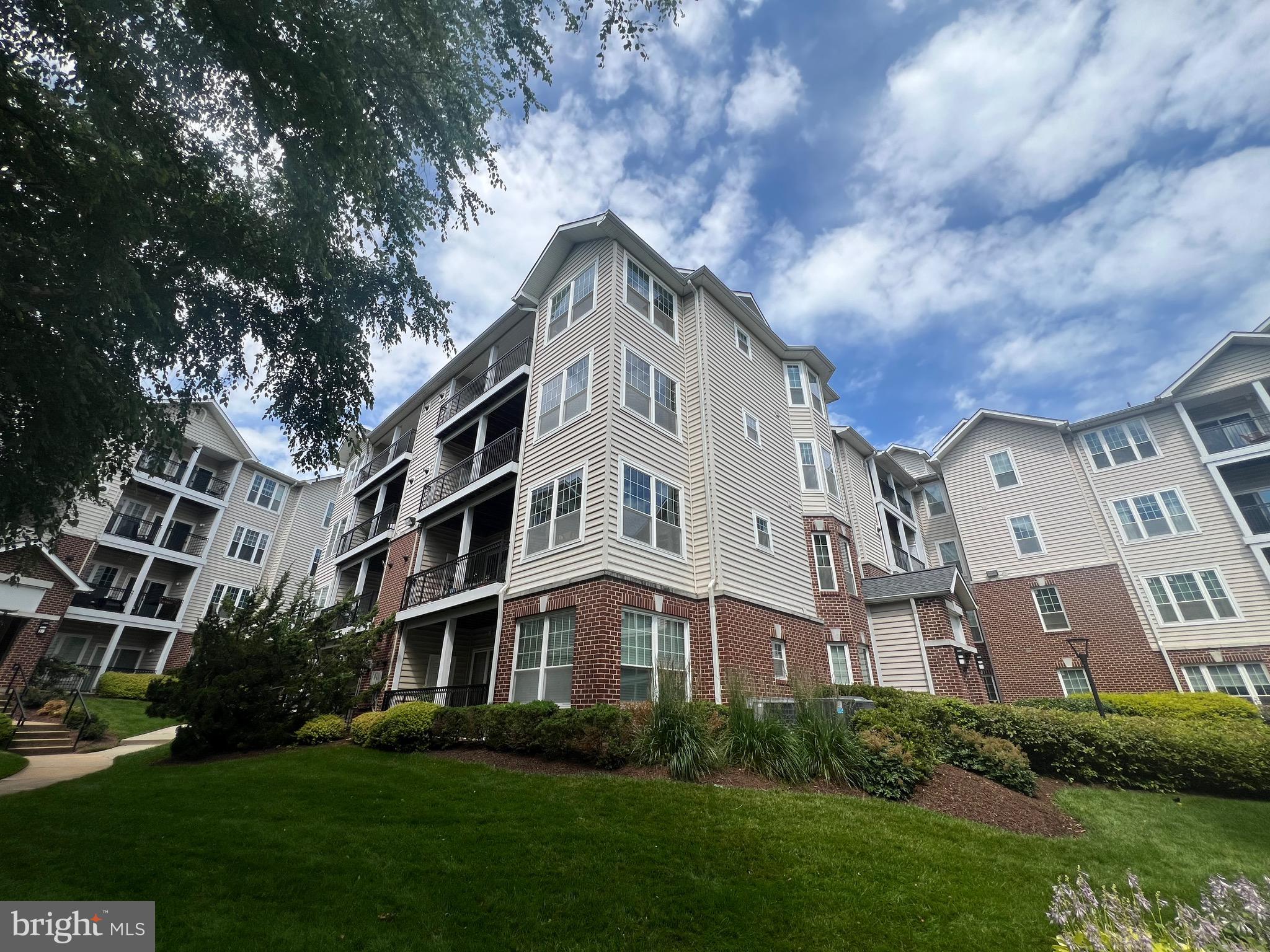 1550 Spring Gate Dr., Unit 8302 McLean, VA 22102 - Photo 29 of 40