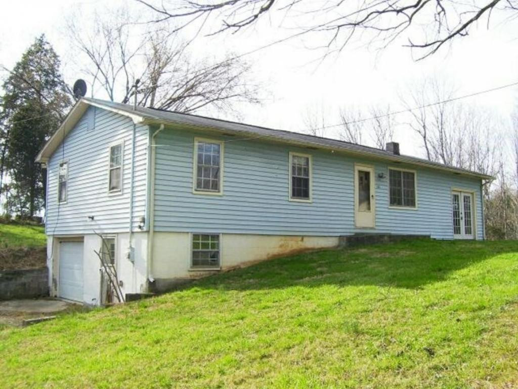 163 Pleasant View Road Bulls Gap, TN 37711 - Photo 4 of 14 Photo 4
