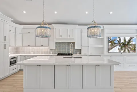 $4,980,000 | 189 Shelter Lane, Jupiter Inlet Colony, FL 33469