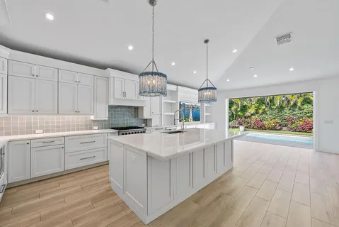 $4,980,000 | 189 Shelter Lane, Jupiter Inlet Colony, FL 33469