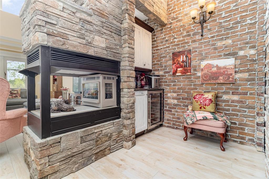 404 Long And Winding Road Howey-in-the-Hills, FL 34737 - Photo 16 of 48