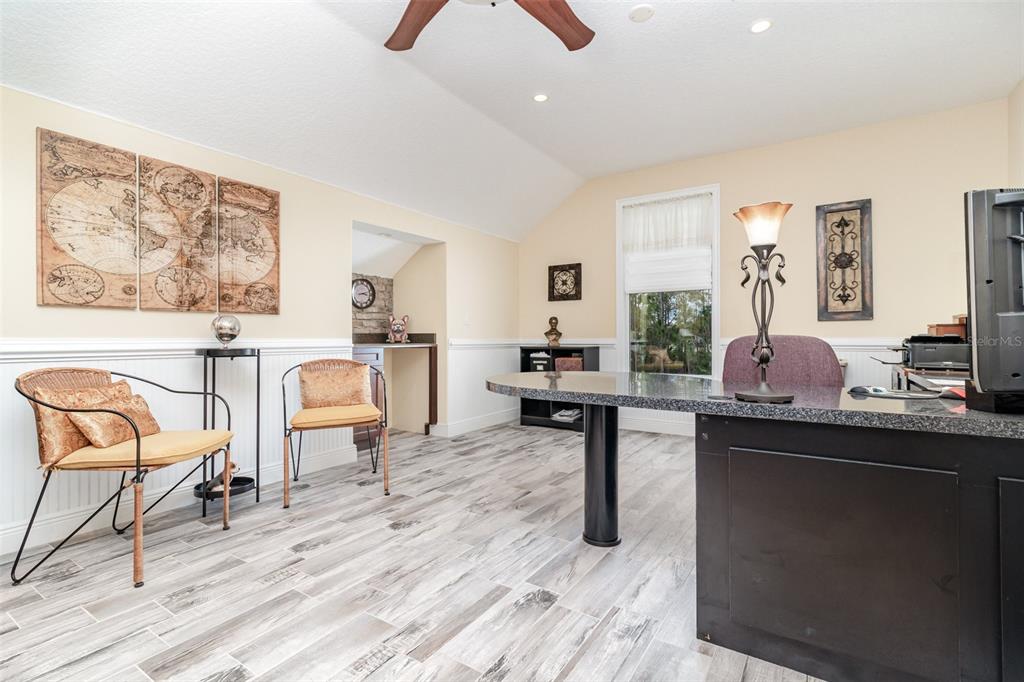 404 Long And Winding Road Howey-in-the-Hills, FL 34737 - Photo 25 of 48