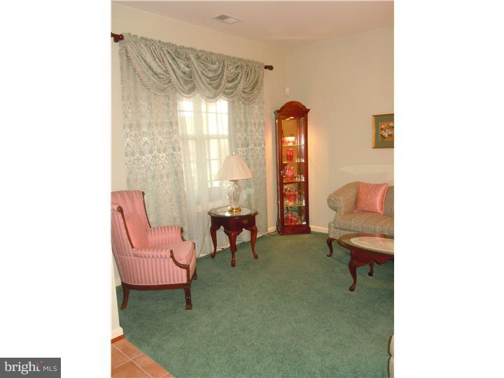 6 Brattleboro Road Woolwich Township, NJ 08085 - Photo 18 of 25 Living Room