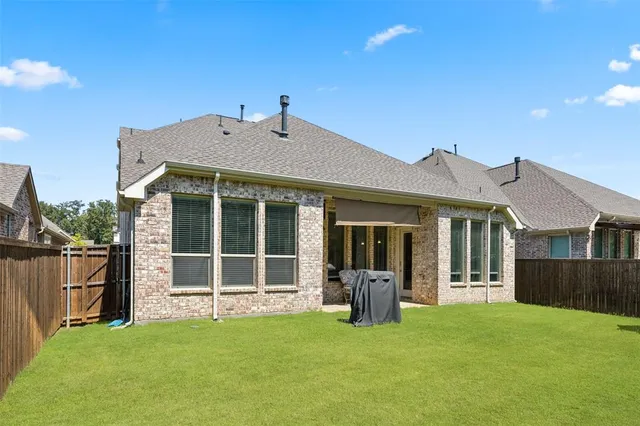 $749,999 | 2303 McMullin Drive, Euless, TX 76040