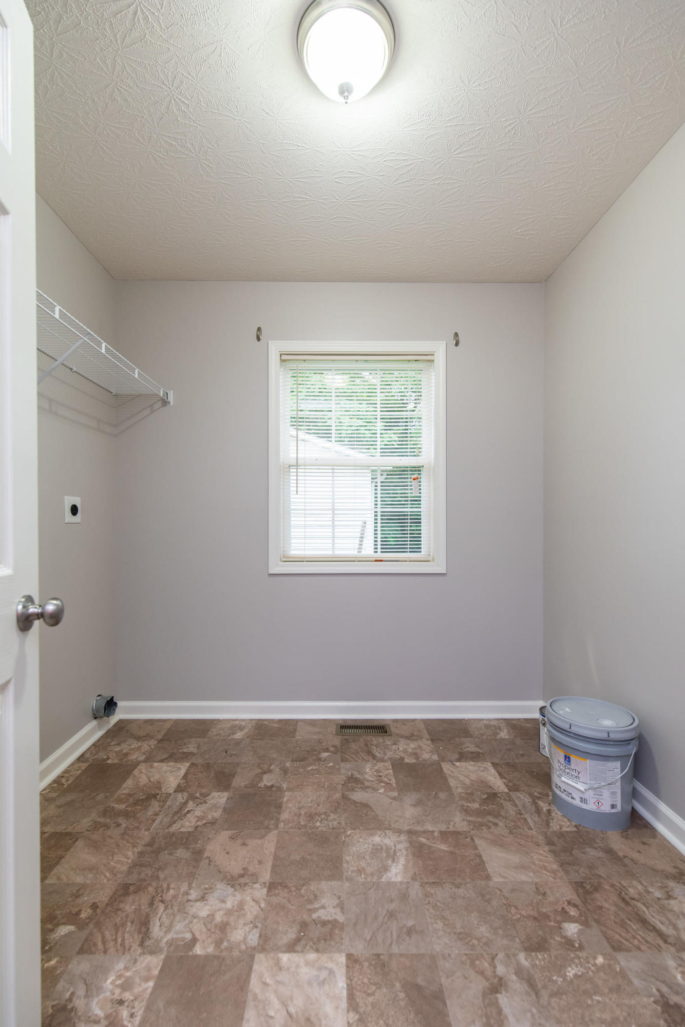 113 Spring Street Winchester, KY 40391 - Photo 22 of 23 20210810-113-Spring-St-davis-realty-035_