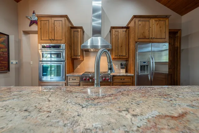 $1,179,000 | 409 Venture Boulevard South, Point Venture, TX 78645